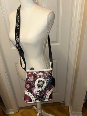 NWT Ed Hardy Floral Skull Crossbody Bag in Multicolor